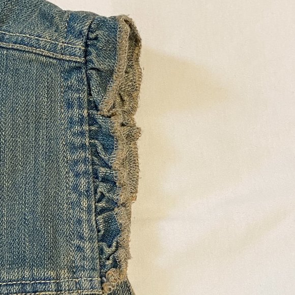Gap Kids Vintage Light Denim Vest with Gold Detailed Buttons Size XXL - Picture 4 of 7